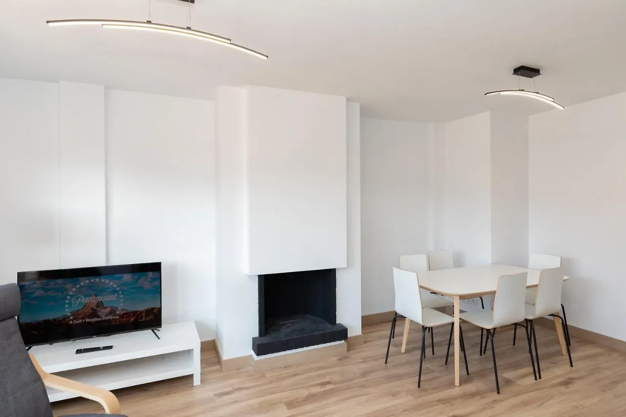 Apartment Hauzify I Apartament Big Family Sant Feliu de Guixols